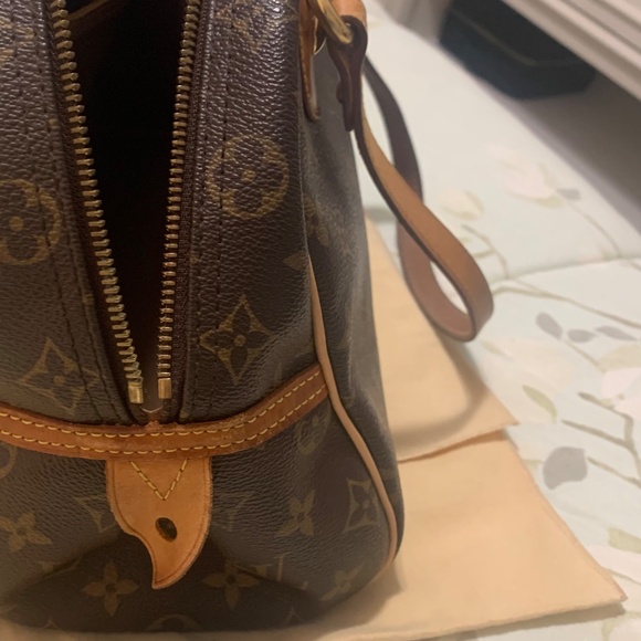 Hangbag - Picture 4 of 5